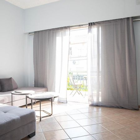 Nikea Apartment Near Piraeus Port And Metro St II ภายนอก รูปภาพ